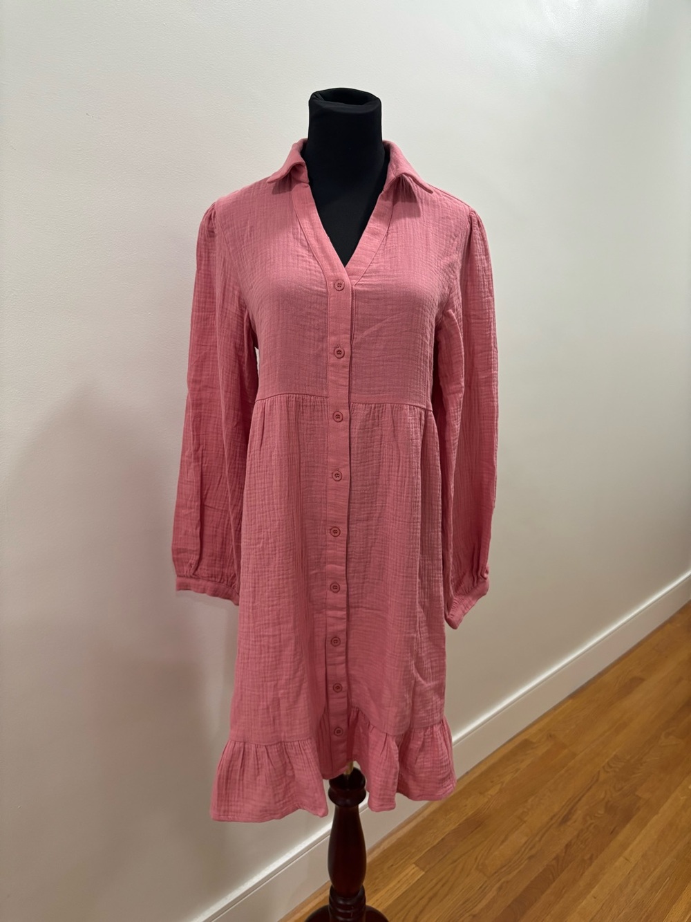 210. Kate Kasin Pink Button-Front Collared Dress